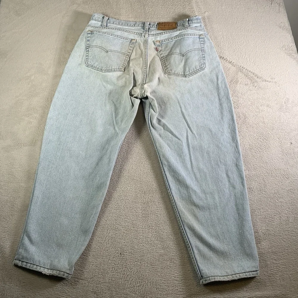 Vintage Levis 560 Jeans Mens 38x28 (Tag 38x30) Blue Light Wash Denim Made In USA
